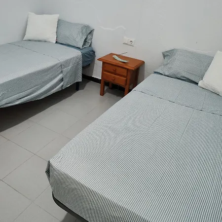 Junto A La Playa Apartment *